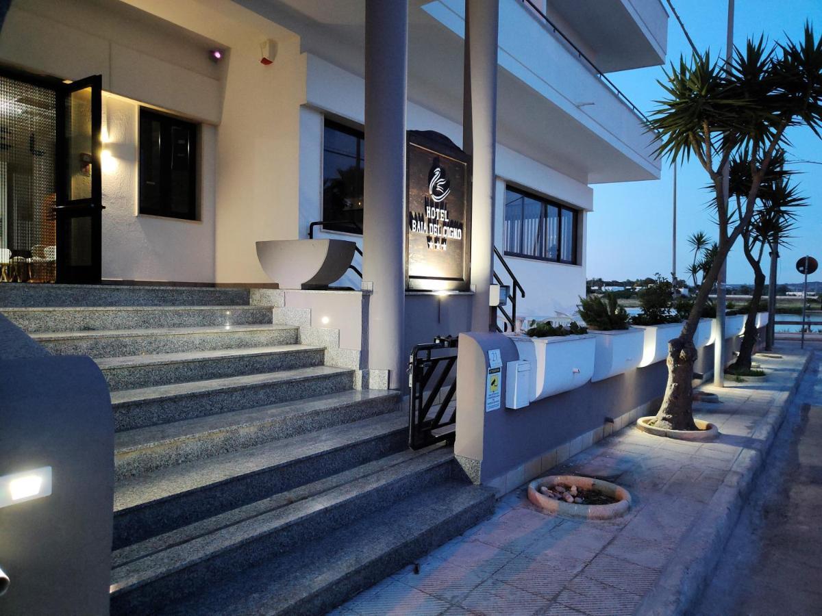 Hotel Baia Del Cigno Торре-Сан-Джованни-Удженто Экстерьер фото