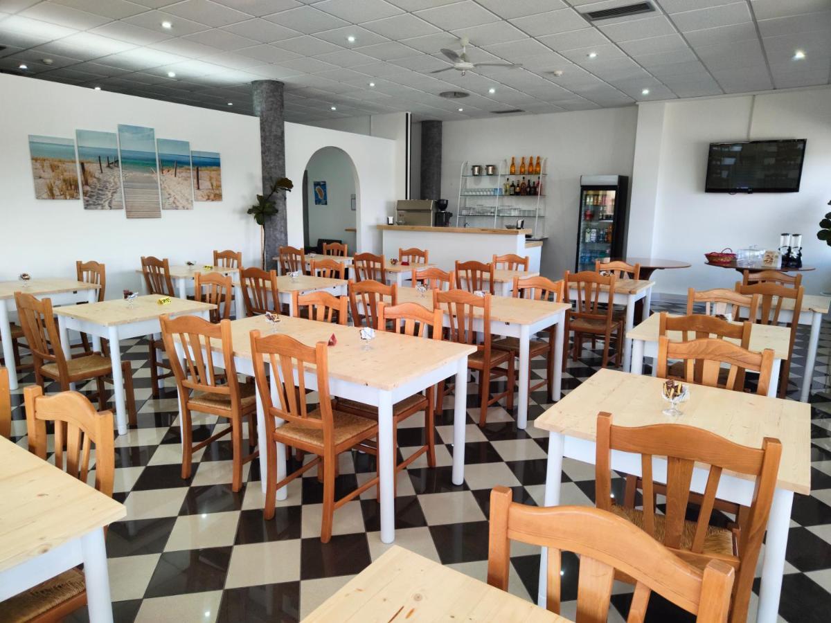 Hotel Baia Del Cigno Торре-Сан-Джованни-Удженто Экстерьер фото