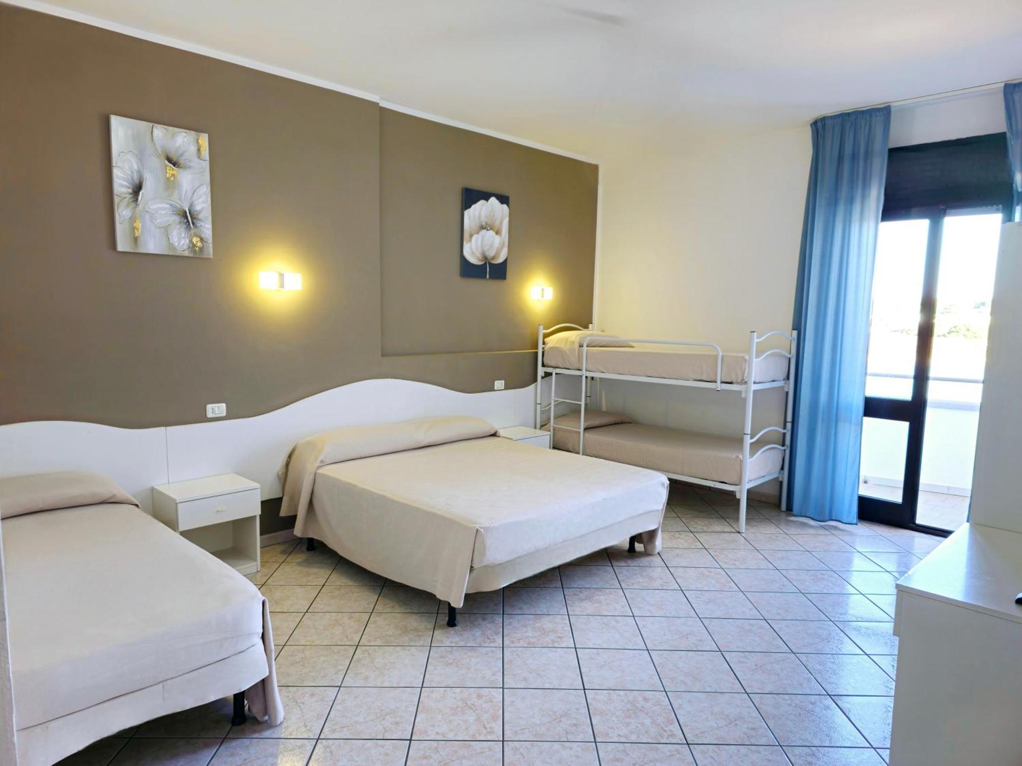 Hotel Baia Del Cigno Торре-Сан-Джованни-Удженто Экстерьер фото